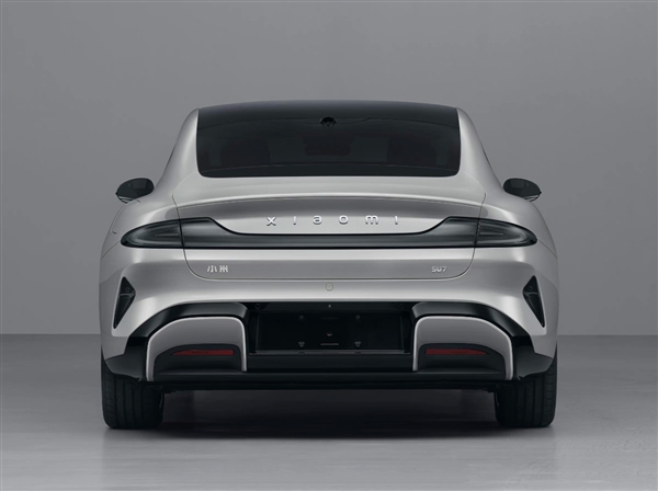 小米SU7新尾標(biāo)通過工信部備案:北京小米改為“小米” 商標(biāo)小米牌